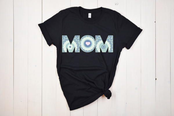 Mom printed on T-shirt